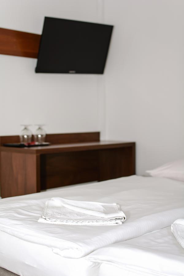 Motel W Lace Boleslawiec  Eksteriør bilde